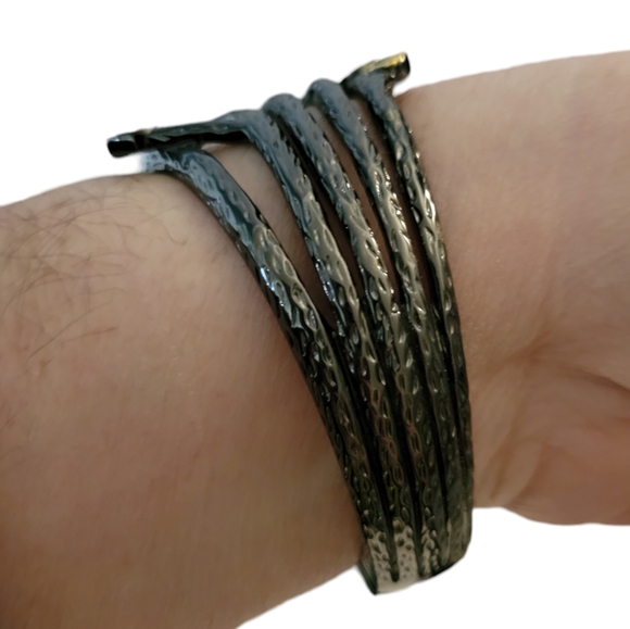 Gunmetal Multicolored Crystals Hinged - Picture 3 of 6